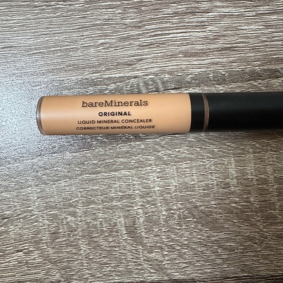 Brand New Bare Minerals Original Liquid Mineral Concealer - Shade Light 2C - Picture 2 of 9